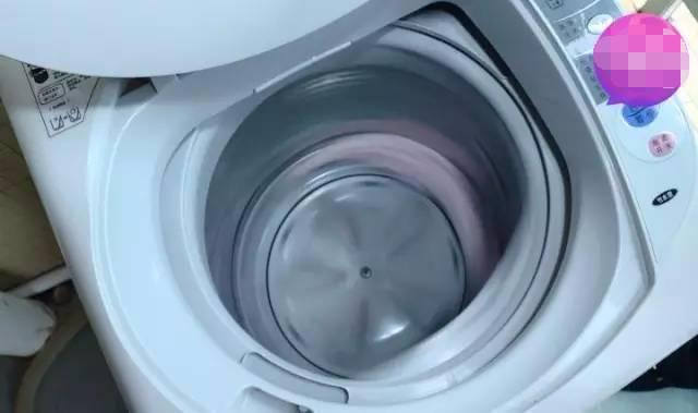 洗衣机怎么清洗，里面的脏东西怎么弄干净